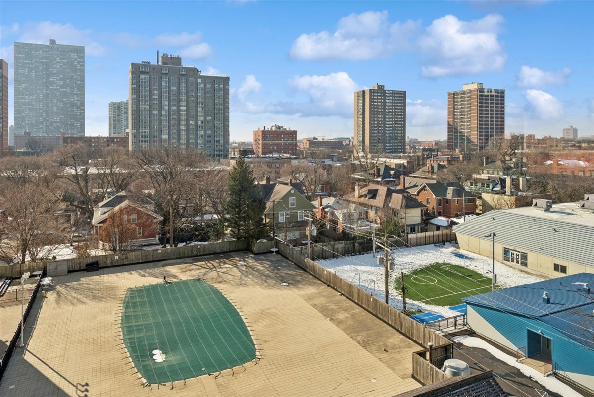 4250 N Marine Drive #835, Chicago, IL