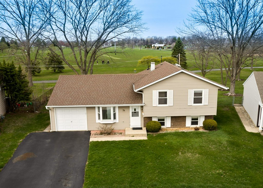 74 Joseph Lane, Glendale Heights, IL