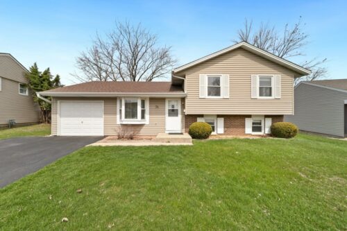 74 Joseph Lane, Glendale Heights, IL