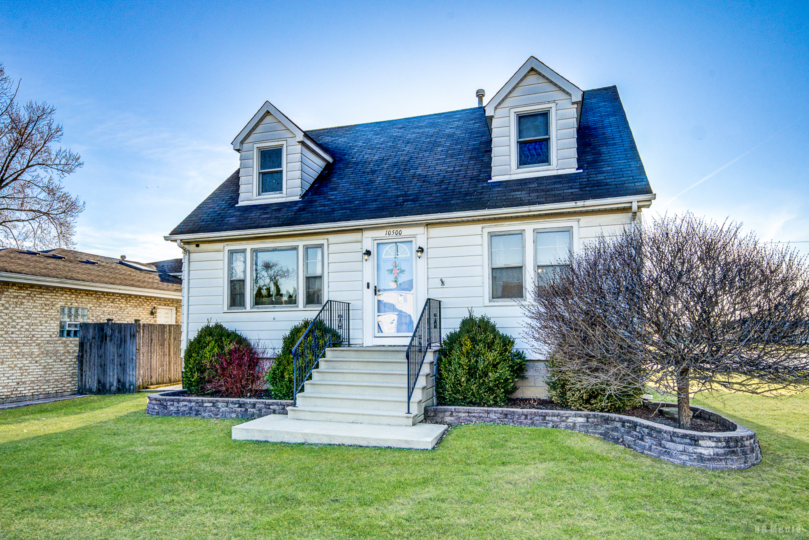 10500 S 80th Court, Palos Hills, IL