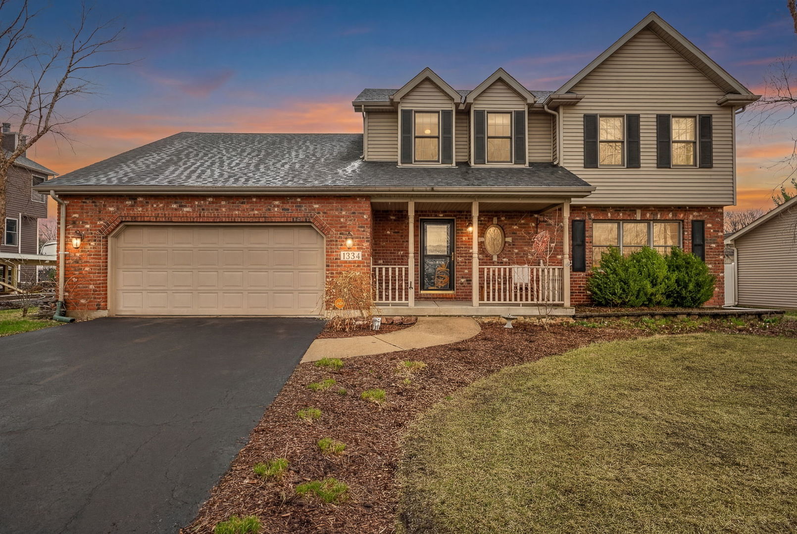1334 Walsh Drive, Yorkville, IL