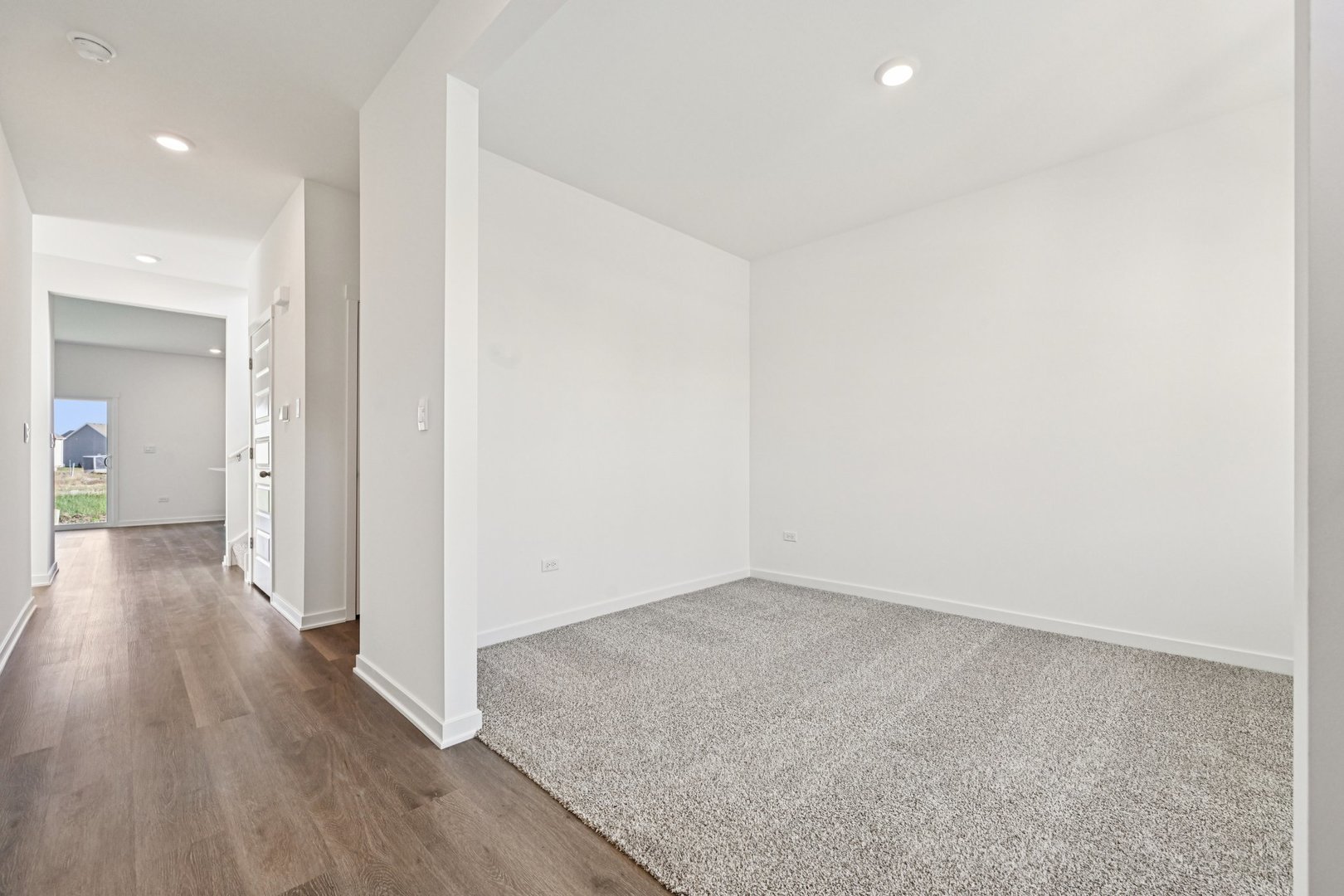 3006 Old Castle Road, Joliet, IL