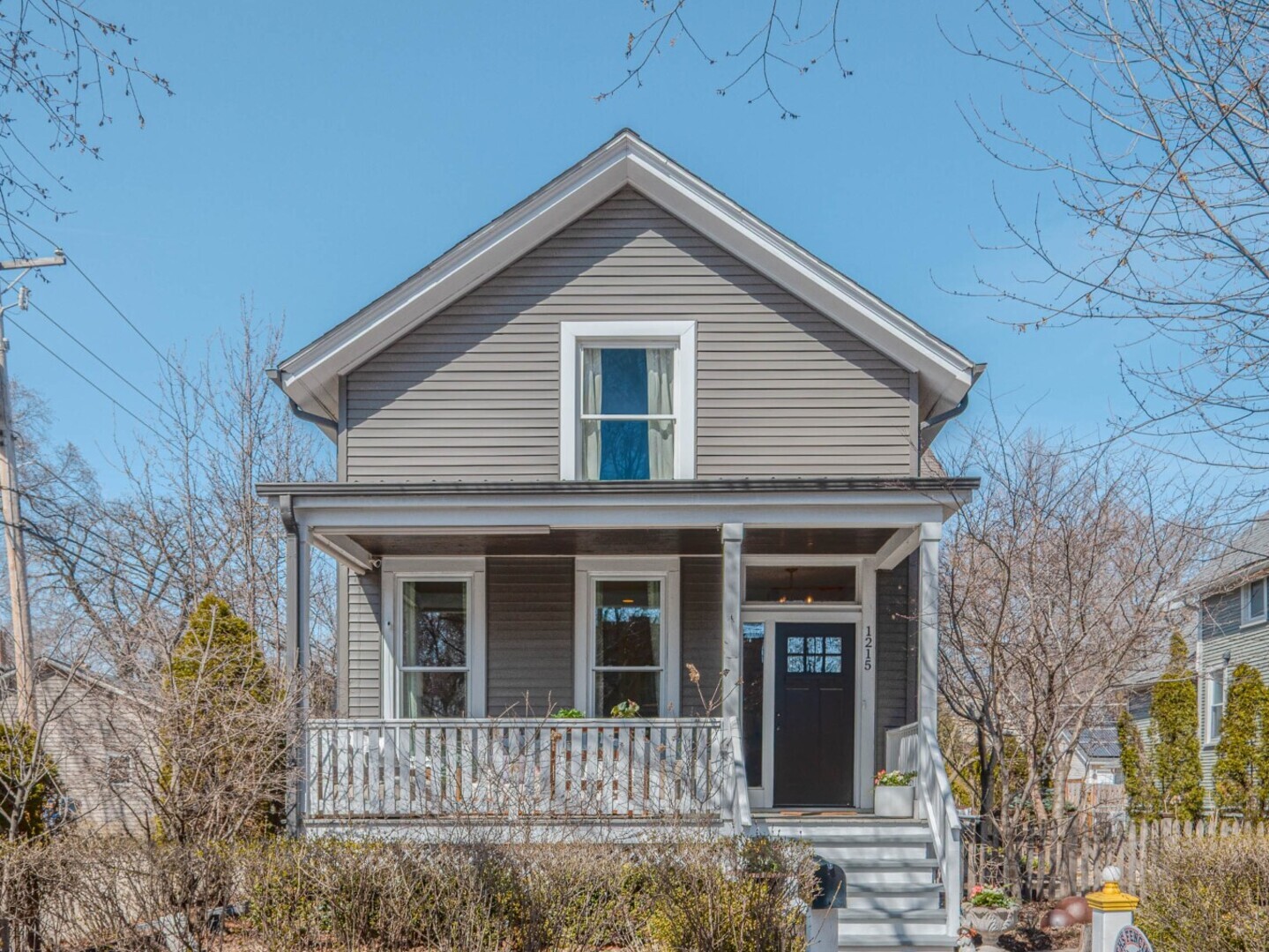 1215 Washington Street, Evanston, IL