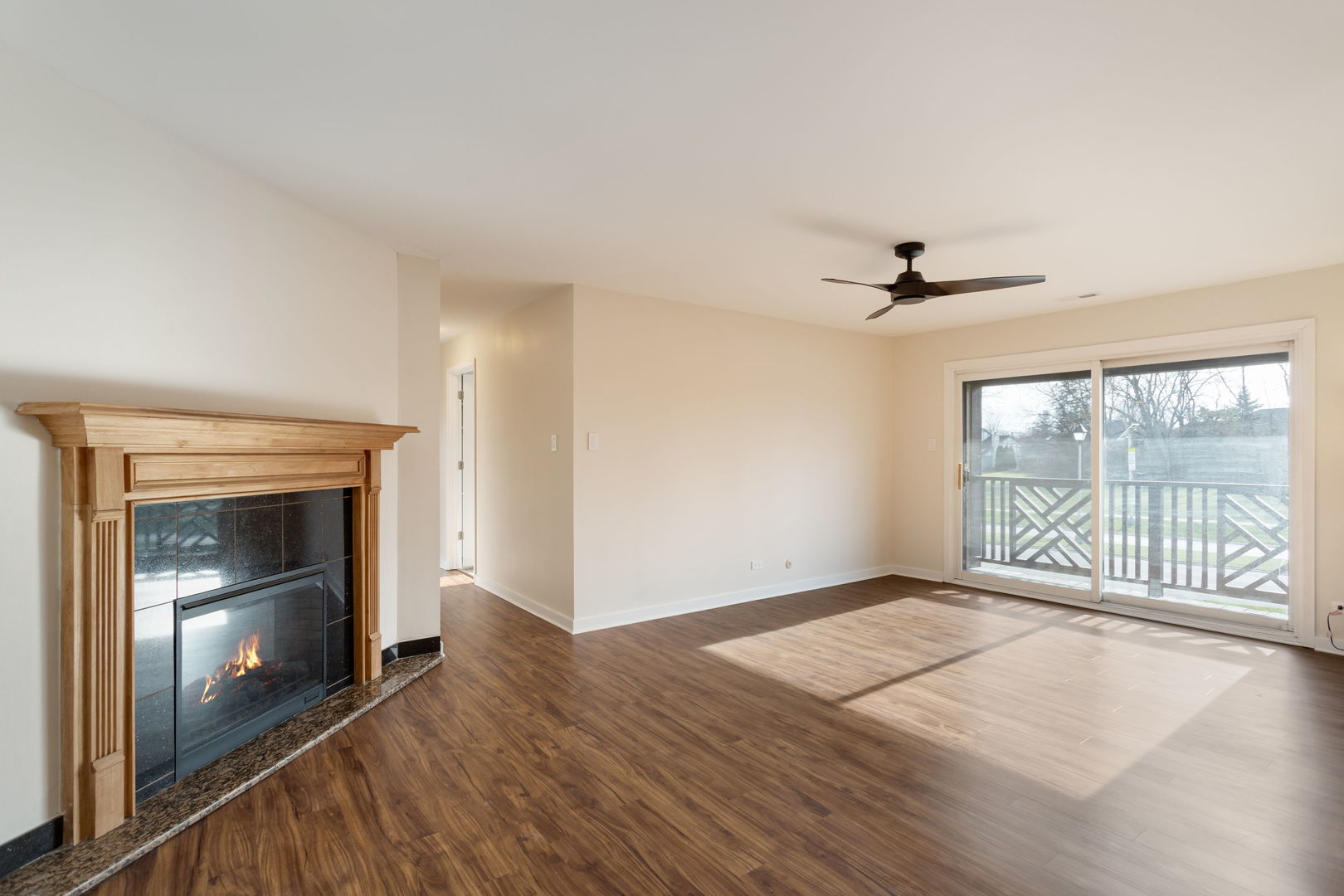 1756 Plymouth Court #B, Wheaton, IL