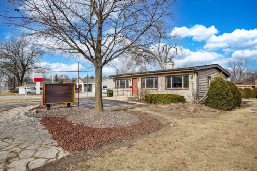 1825 E Roosevelt Road, Wheaton, IL