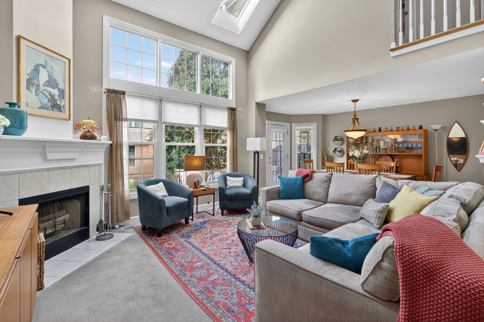 811 King Henry Lane, St. Charles, IL