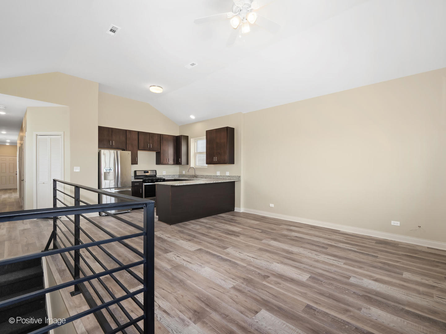 2855 W Arthington Street, Chicago, IL