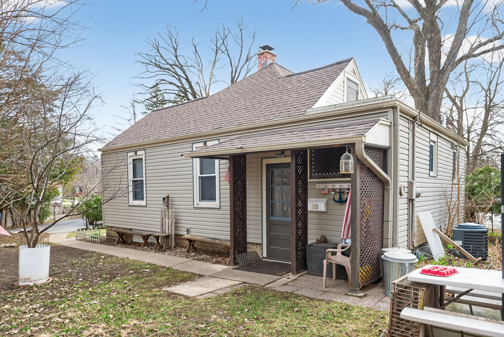 919 Huffman Court, DeKalb, IL