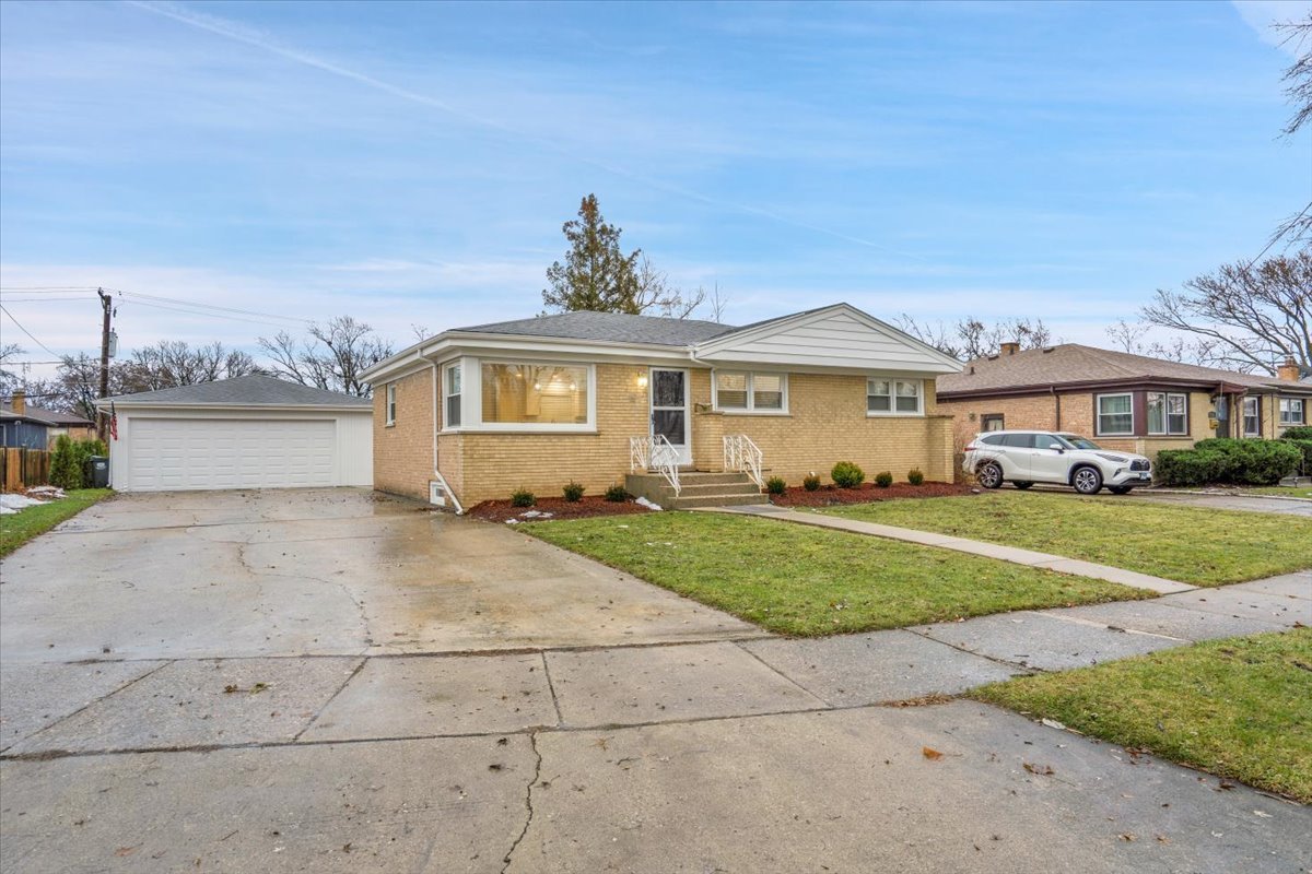 9317 Olcott Avenue, Morton Grove, IL