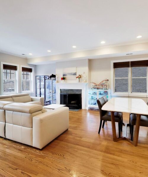 618 W Oakdale Avenue #4, Chicago, IL