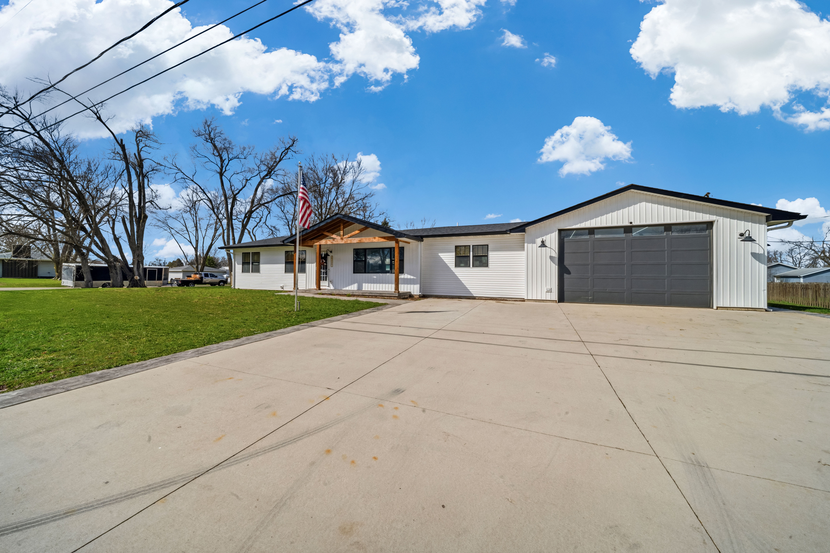 2314 Westward Drive, Spring Grove, IL