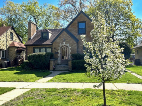 617 Lavoie Avenue, Elgin, IL