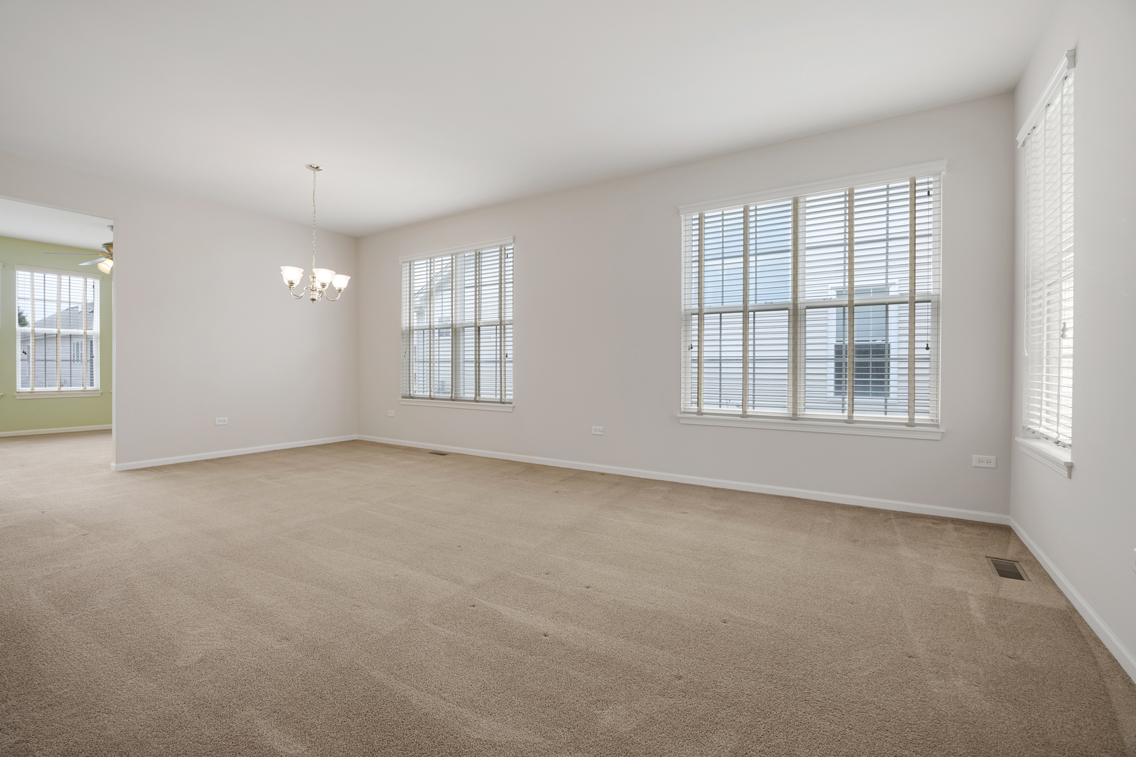 3707 Idlewild Lane, Naperville, IL