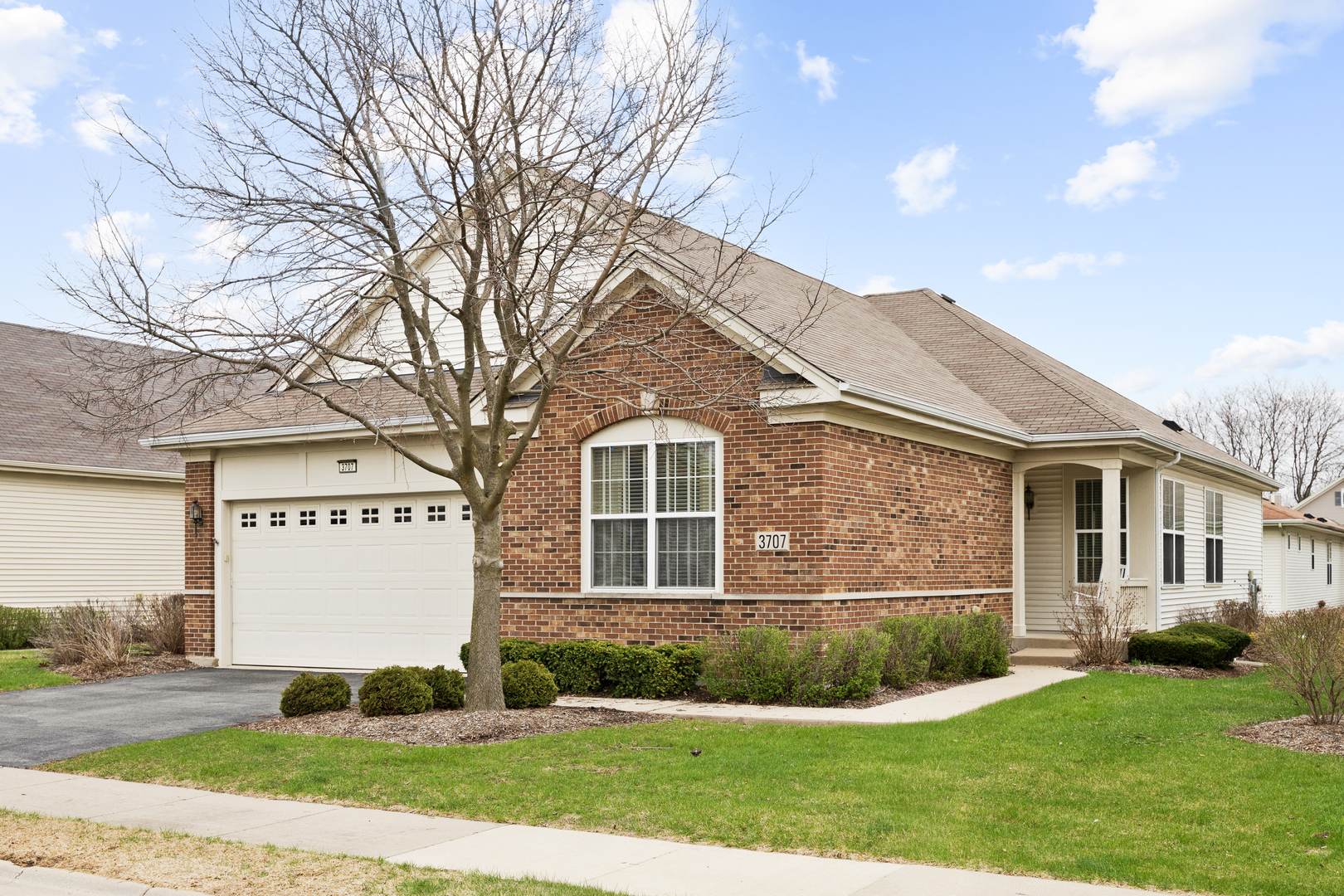 3707 Idlewild Lane, Naperville, IL