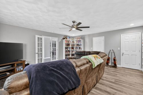 911 Westside Street, Red Bud, IL