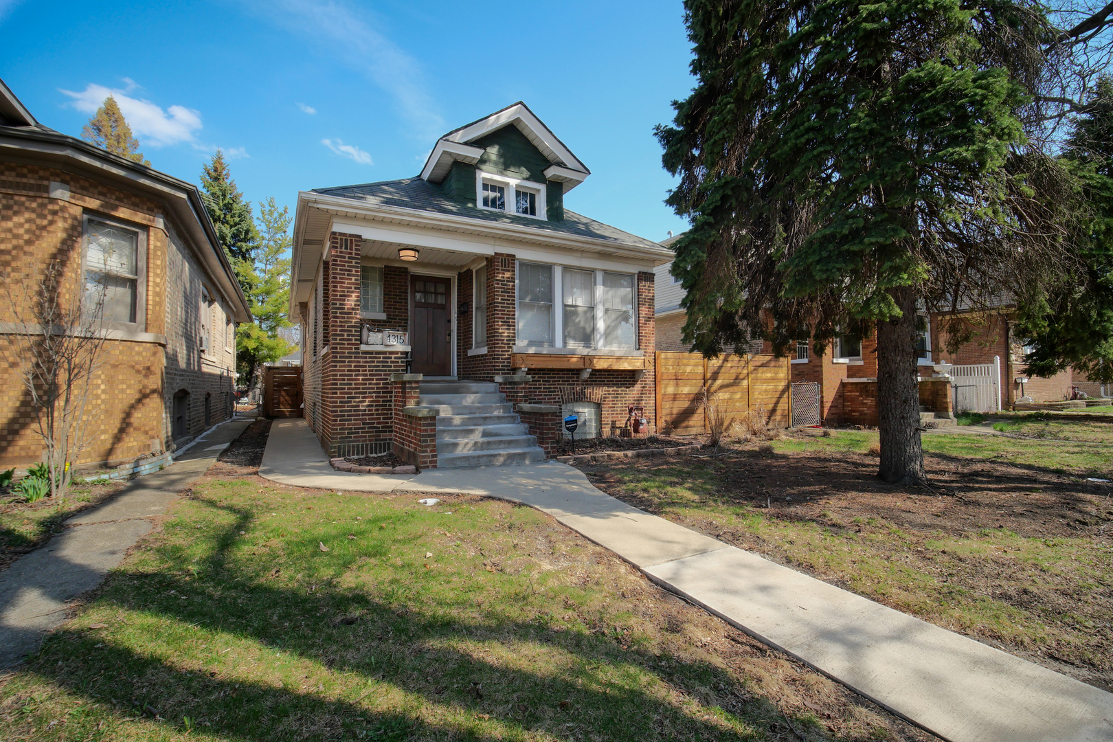 4315 N Mcvicker Avenue, Chicago, IL
