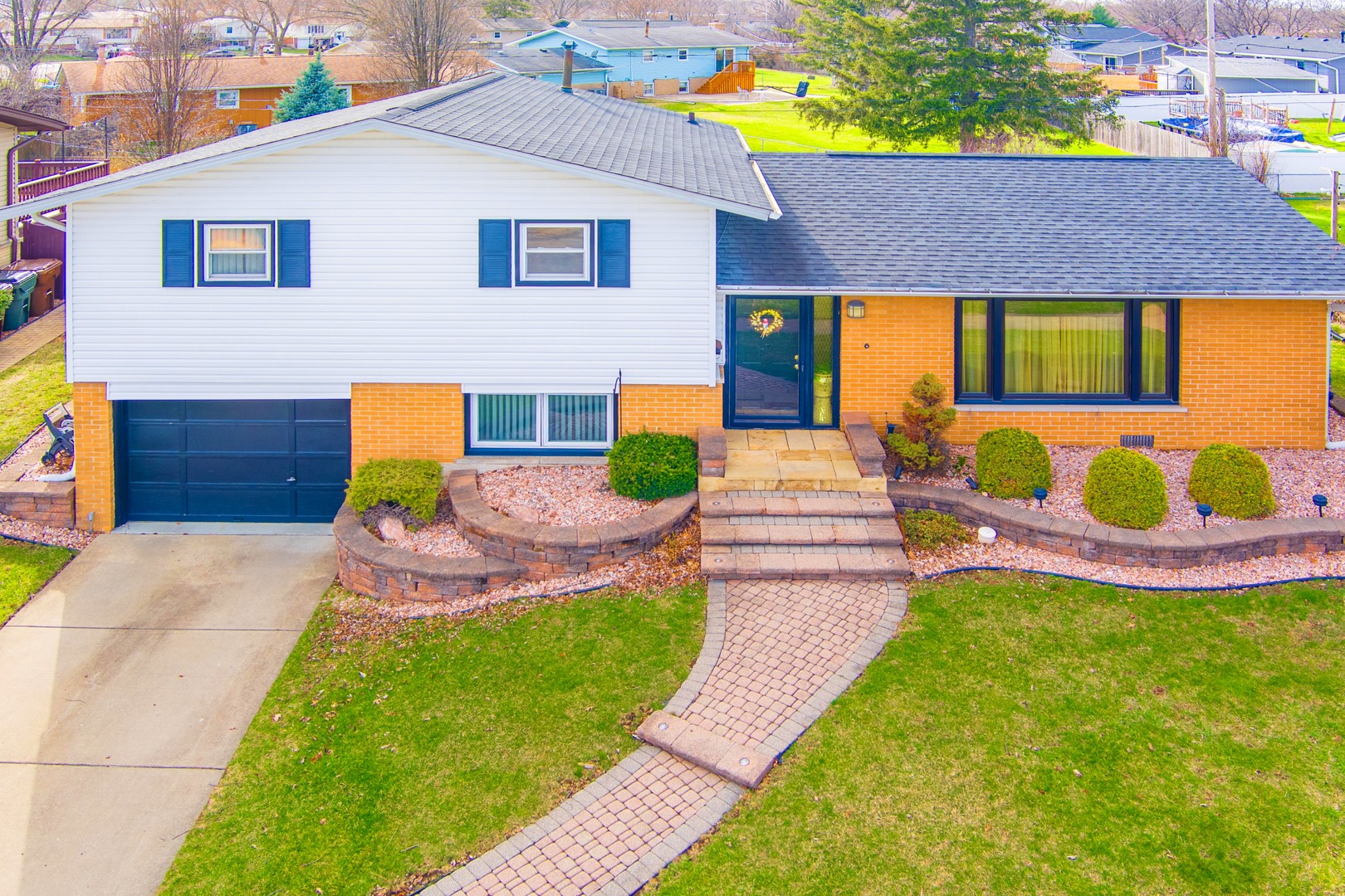 15414 Las Flores Lane, Oak Forest, IL