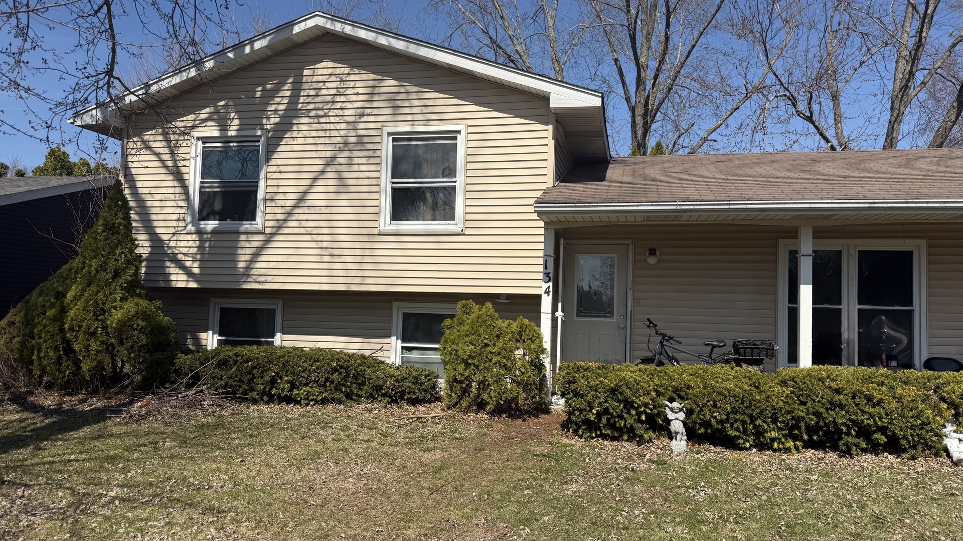 134 Dolores Street, Oswego, IL