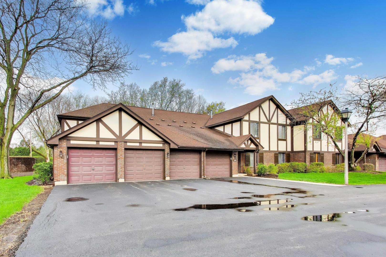 1048 Harbour Court #2B, Wheeling, IL