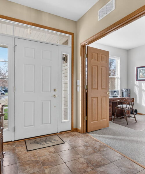 507 Homeview Drive, Oswego, IL