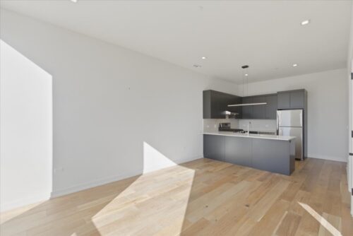 4513 N CLARK Street #201, Chicago, IL