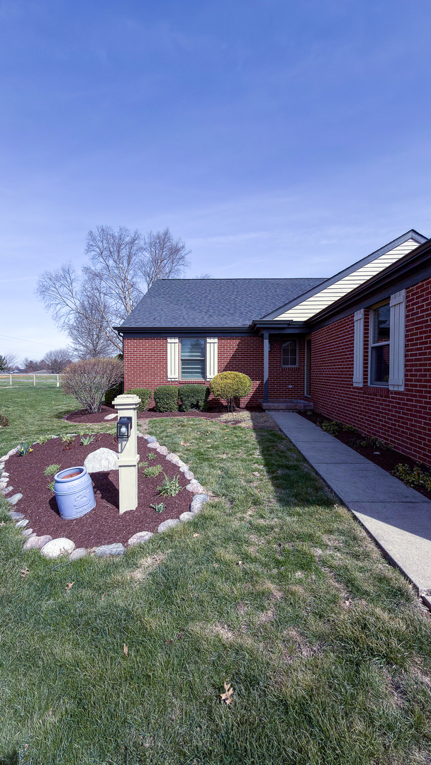 2902 Greystone Place, Champaign, IL