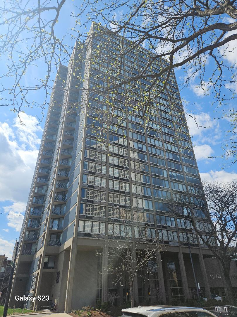 5320 N Sheridan Road #1502, Chicago, IL