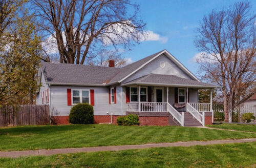 119 N Broadway Street, Fisher, IL