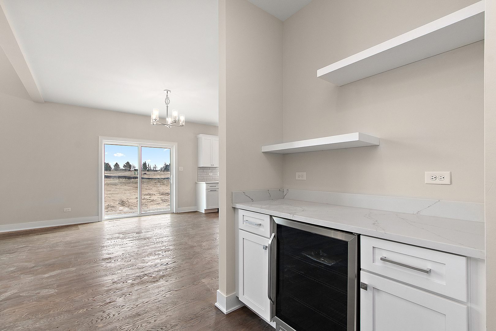 8214 S Stanley Trail, Frankfort, IL