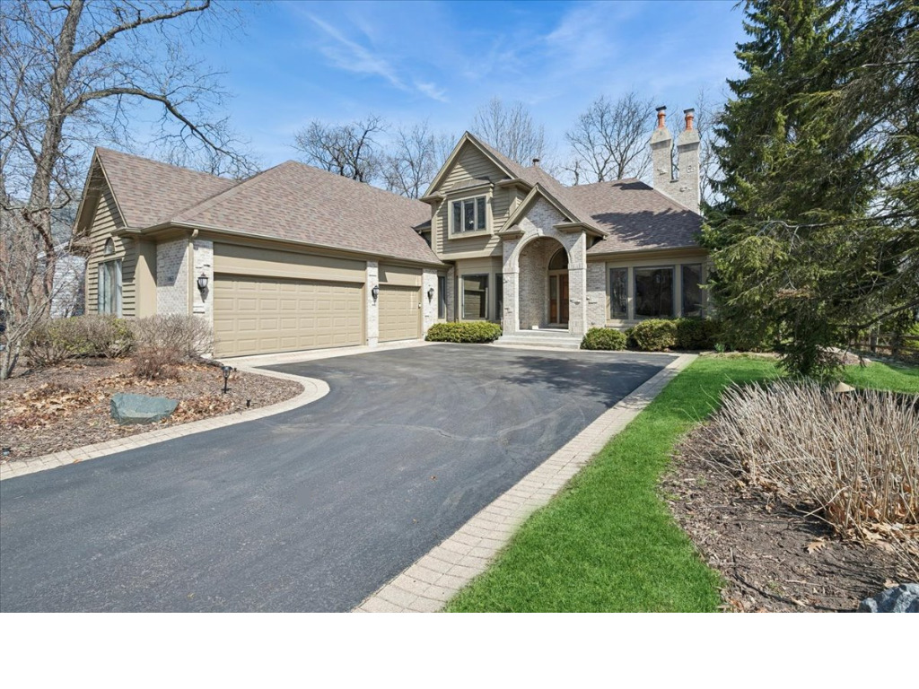 1065 Vineyard Drive, Gurnee, IL