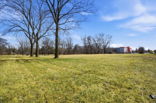 1465 N Green Bay Road, Waukegan, IL