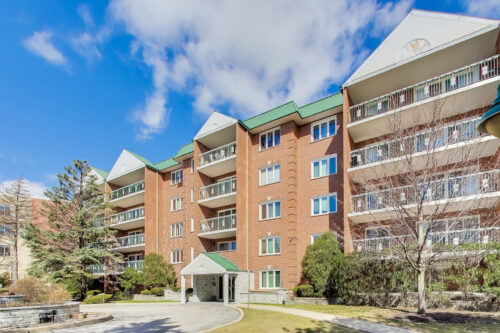 6980 W Touhy Avenue #402, Niles, IL