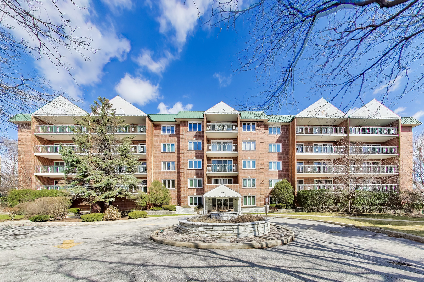 6980 W Touhy Avenue #402, Niles, IL
