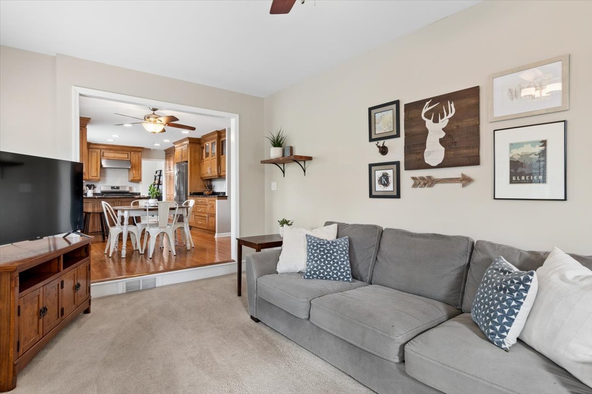 535 Apache Drive, Batavia, IL