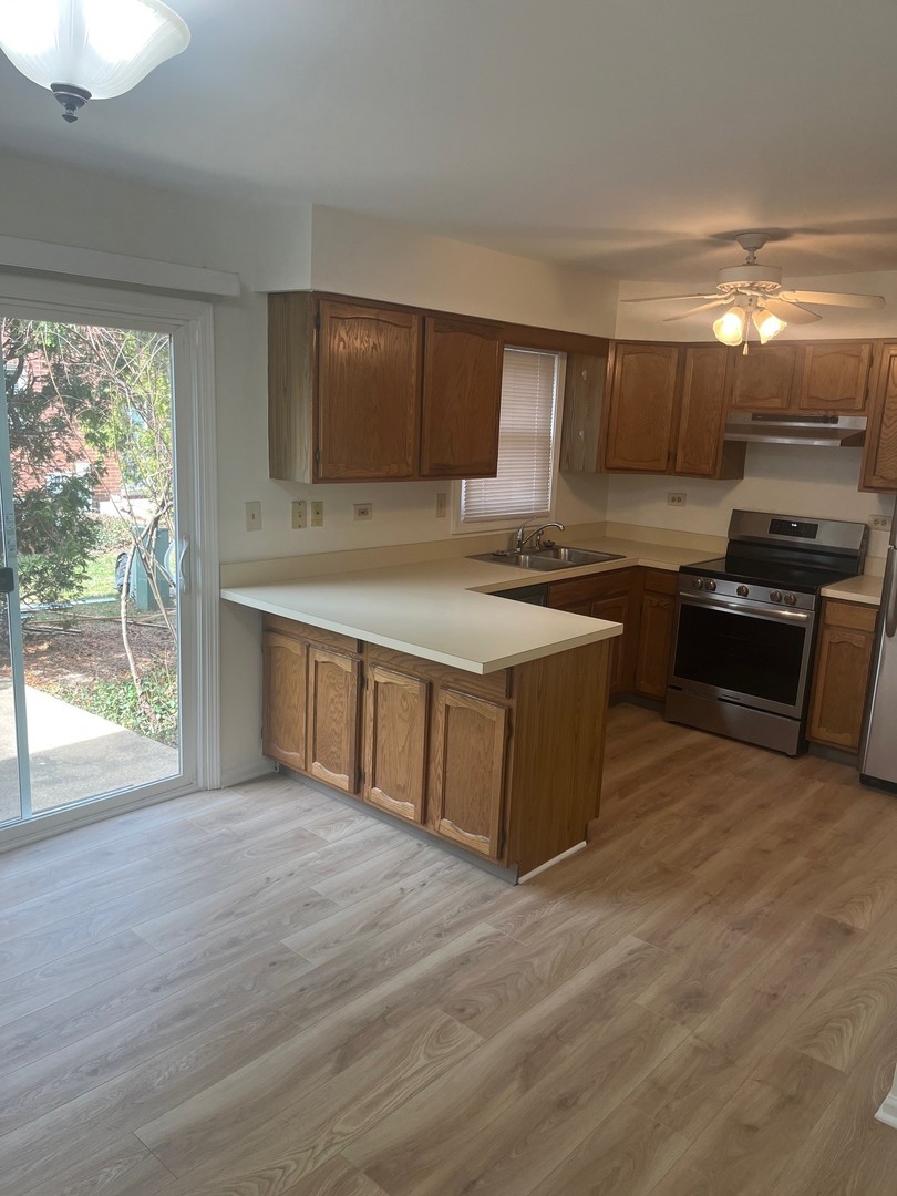 2122 Rugen Road #C, Glenview, IL
