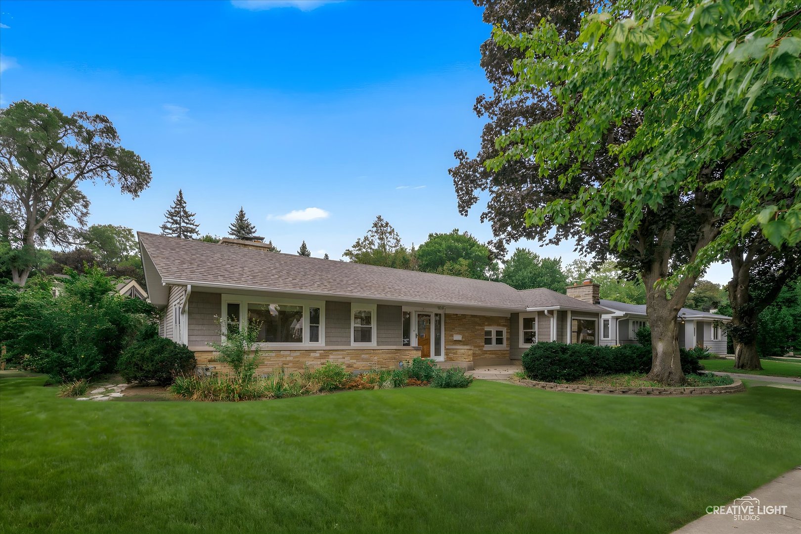 1211 James Street, Geneva, IL