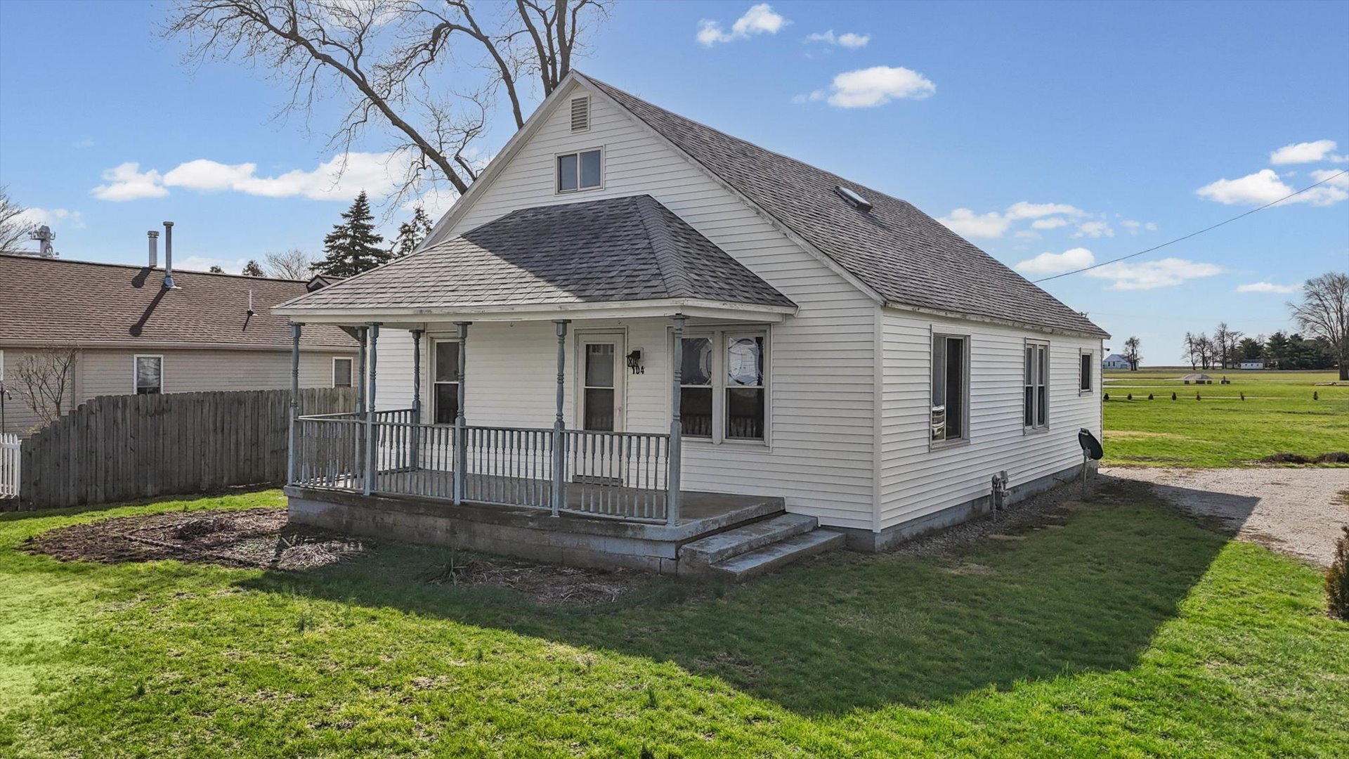 104 E Allen Street, Allerton, IL