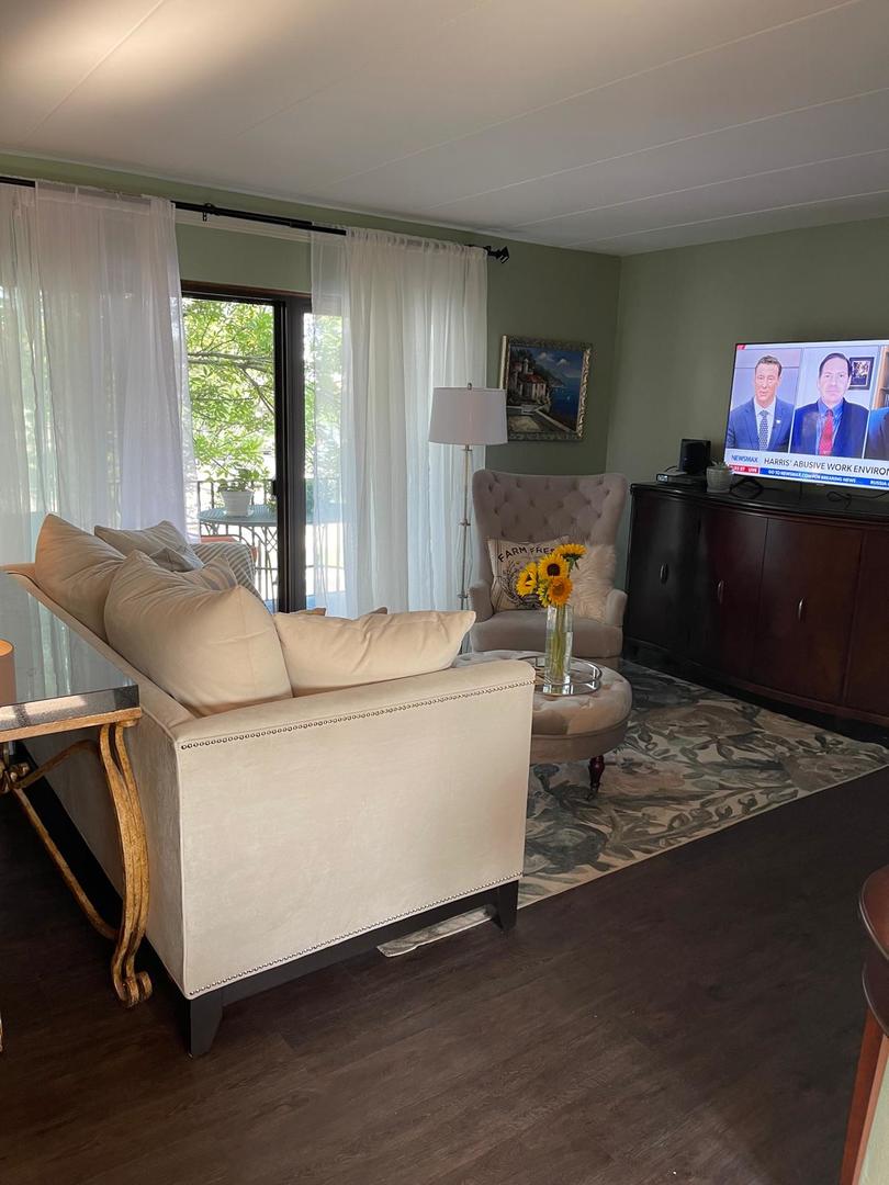 11103 S St Louis Avenue #203, Chicago, IL