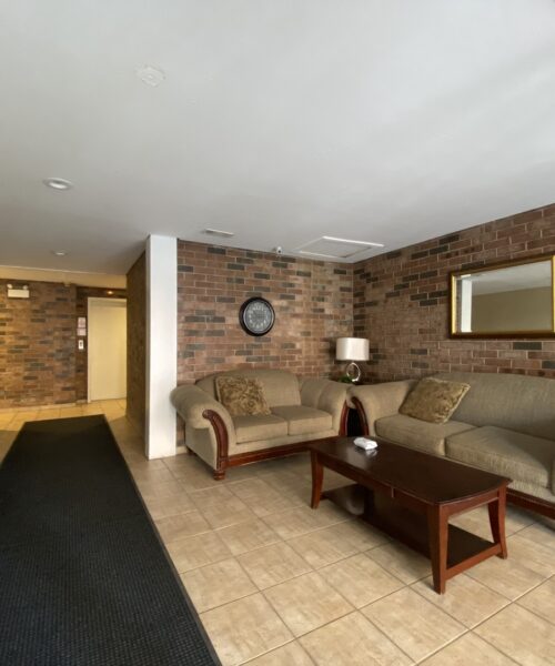 9375 LANDINGS Lane #504, Des Plaines, IL