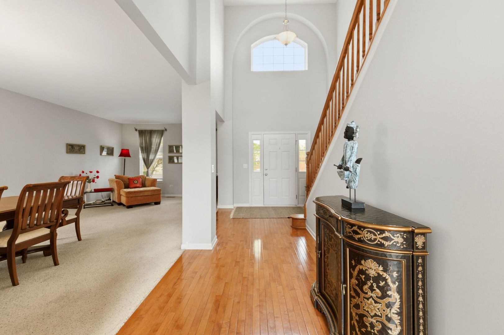 2915 Kelly Drive, Elgin, IL