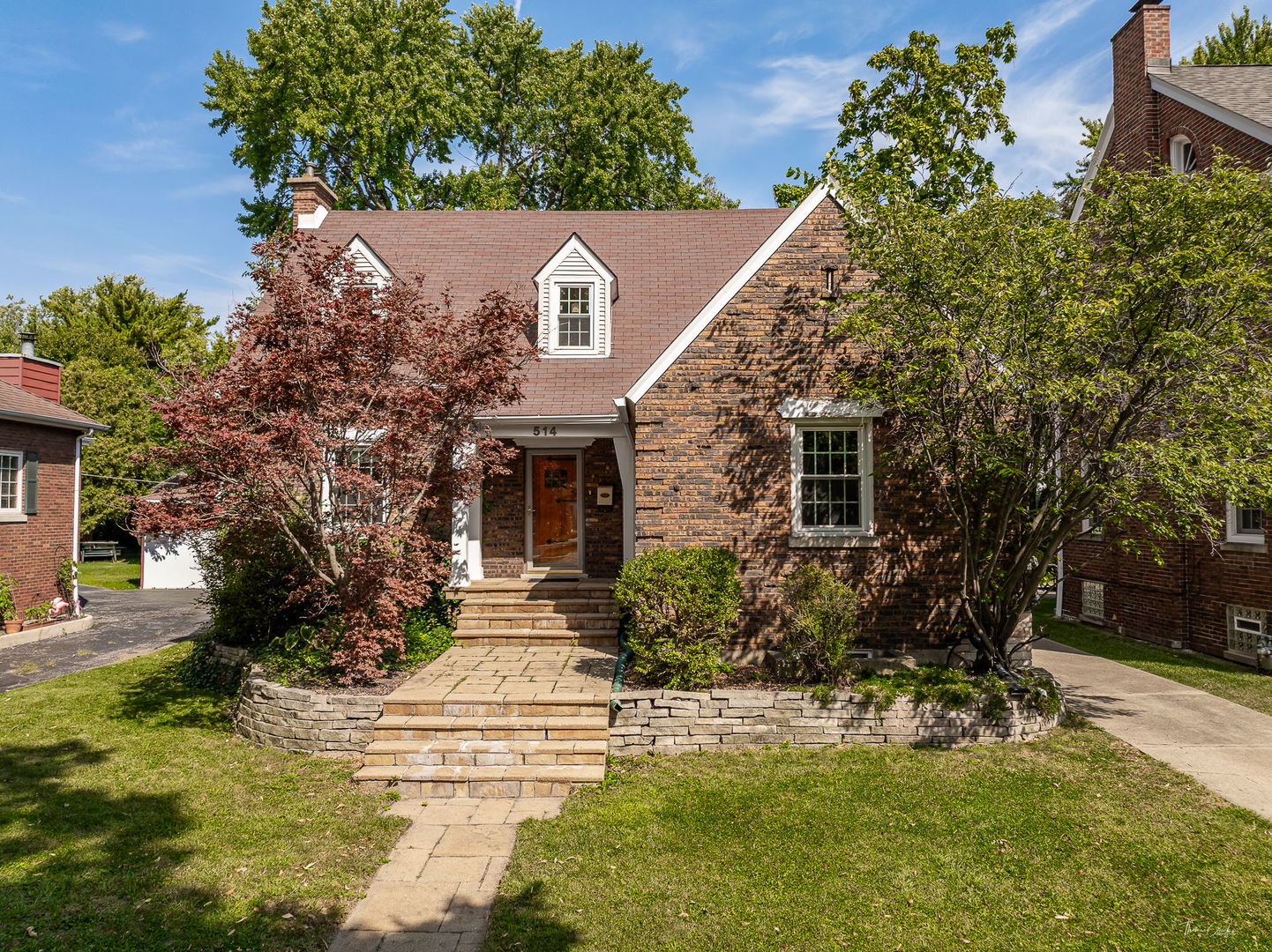 514 Uvedale Road, Riverside, IL
