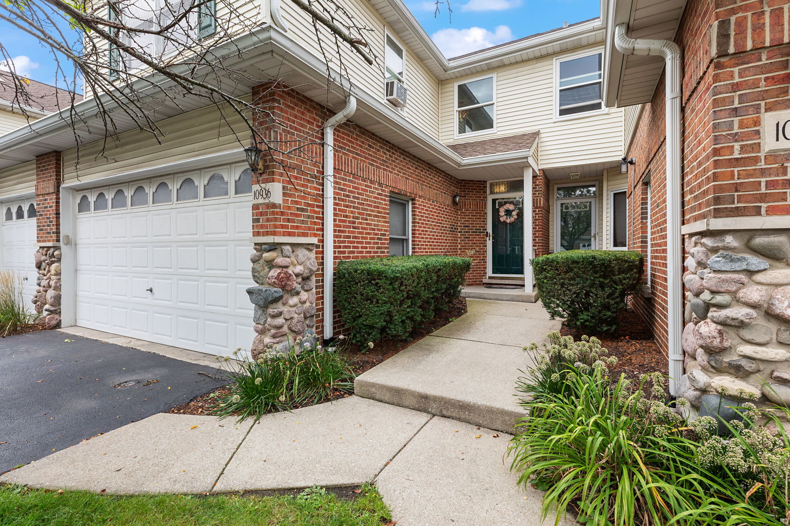 10936 Jodan Drive, Oak Lawn, IL