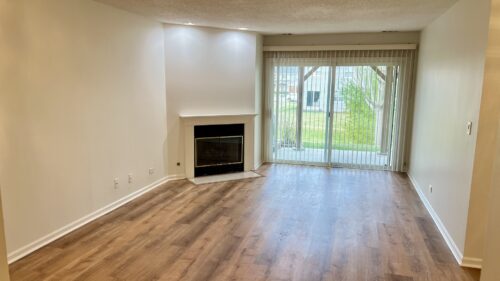 36 W Fern Court #117B, Palatine, IL