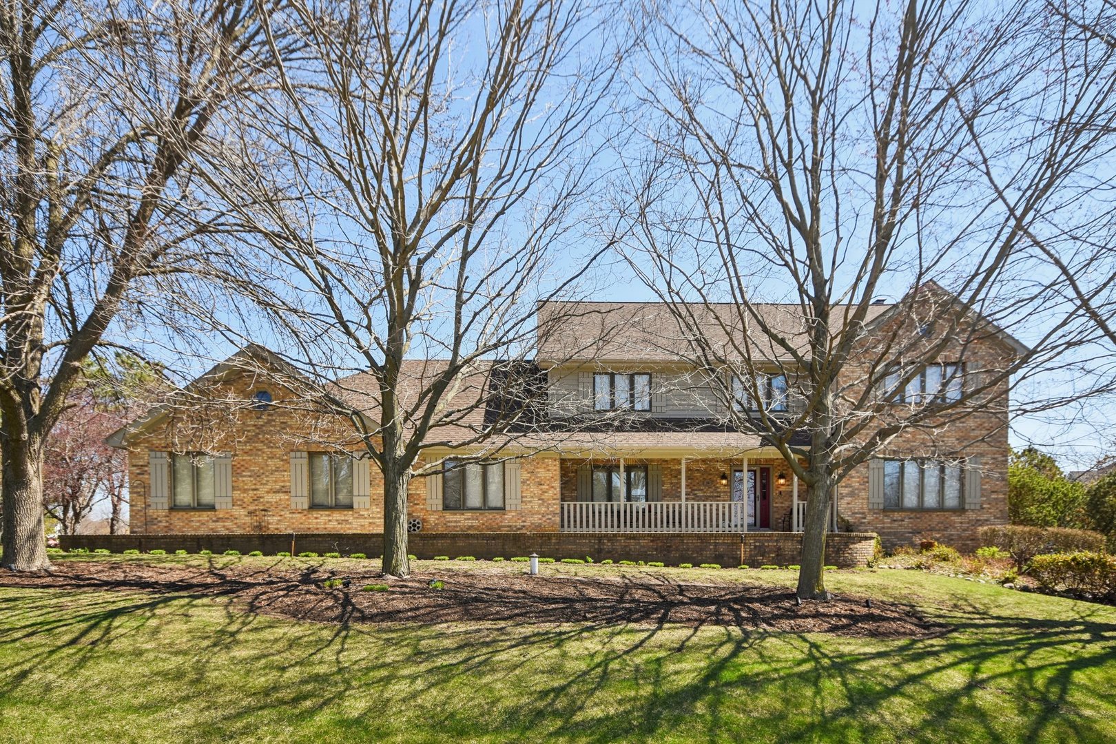 54 Gentry Drive, Hawthorn Woods, IL