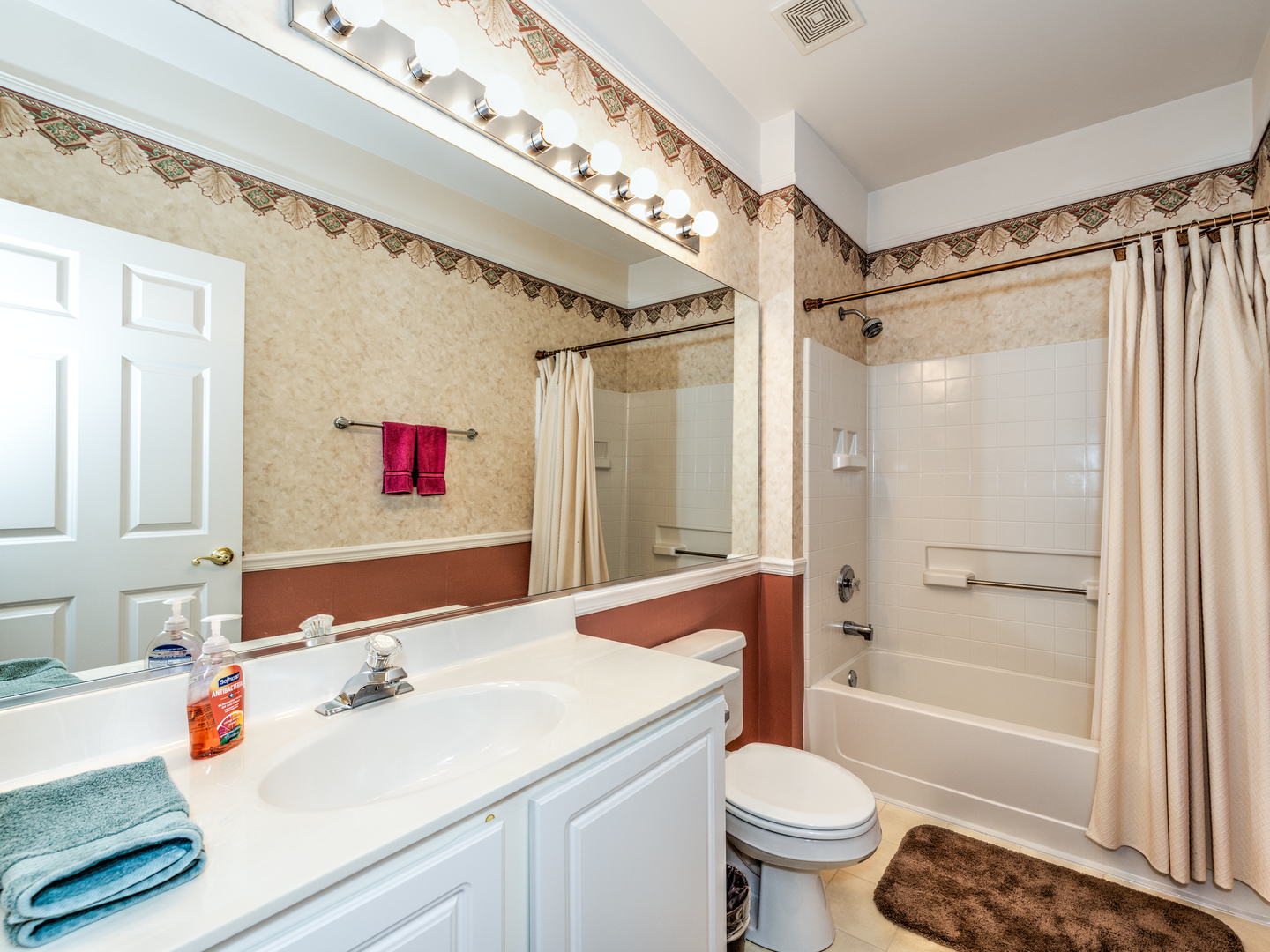 259 Firenze Drive, Cary, IL