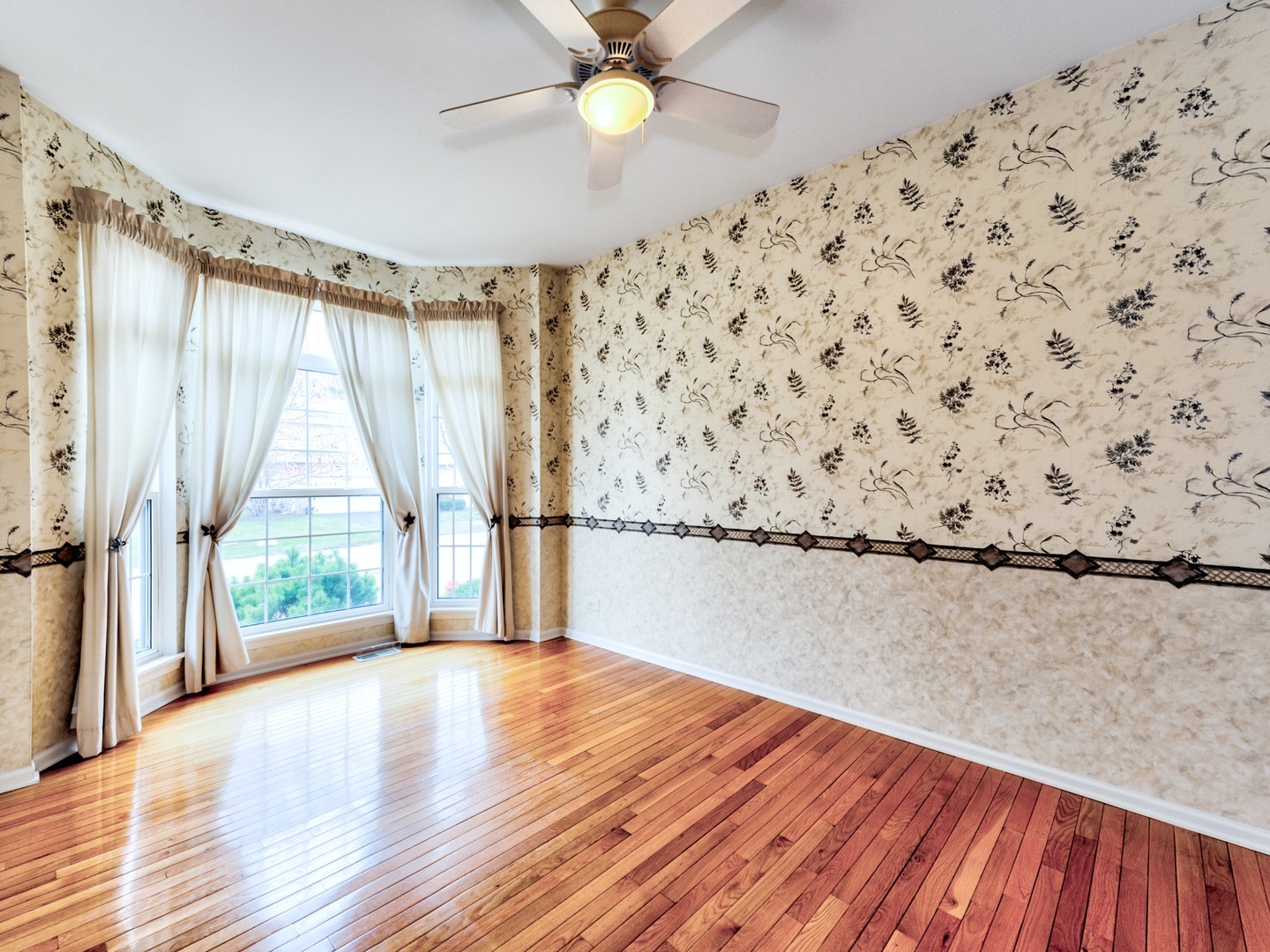 259 Firenze Drive, Cary, IL