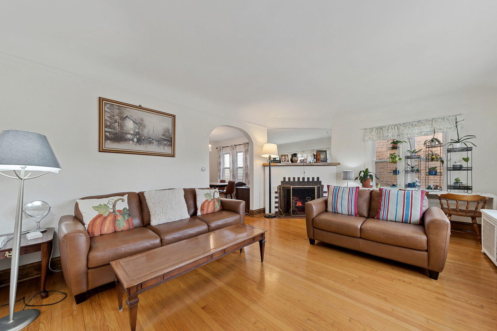 5806 W Wilson Avenue, Chicago, IL