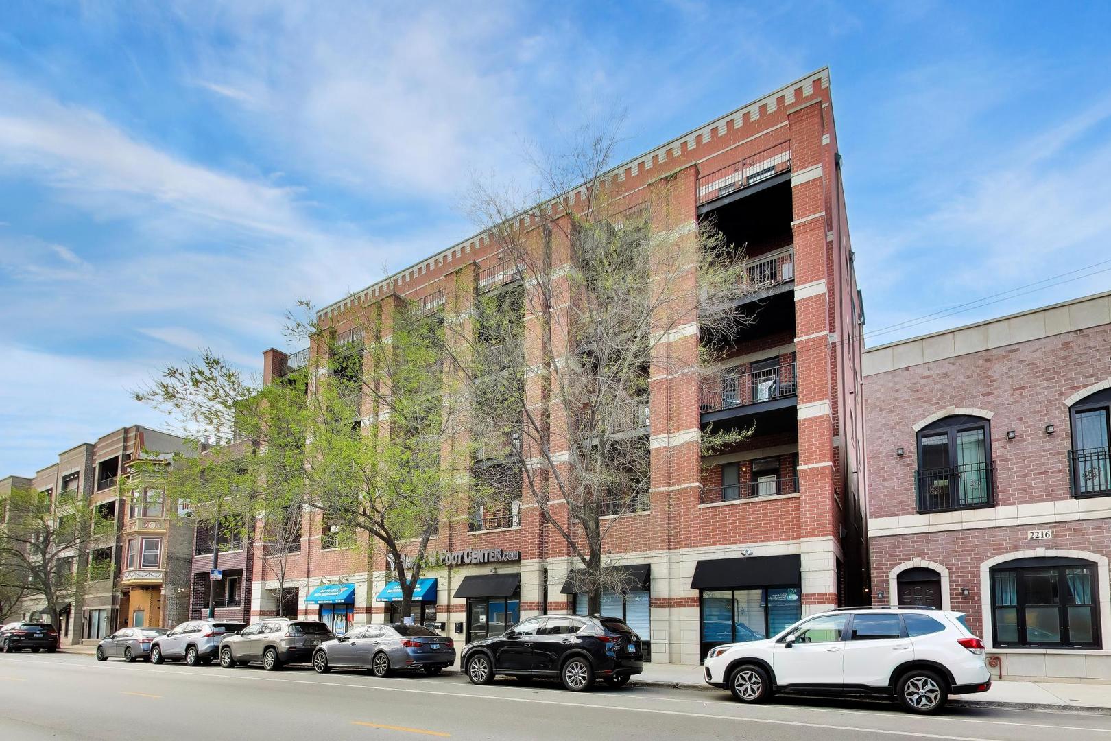 2222 W Belmont Avenue #501, Chicago, IL