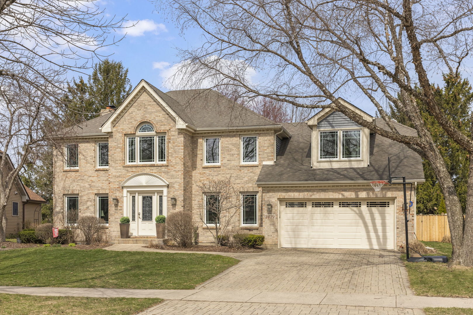 2429 Rio Grande Circle, Naperville, IL