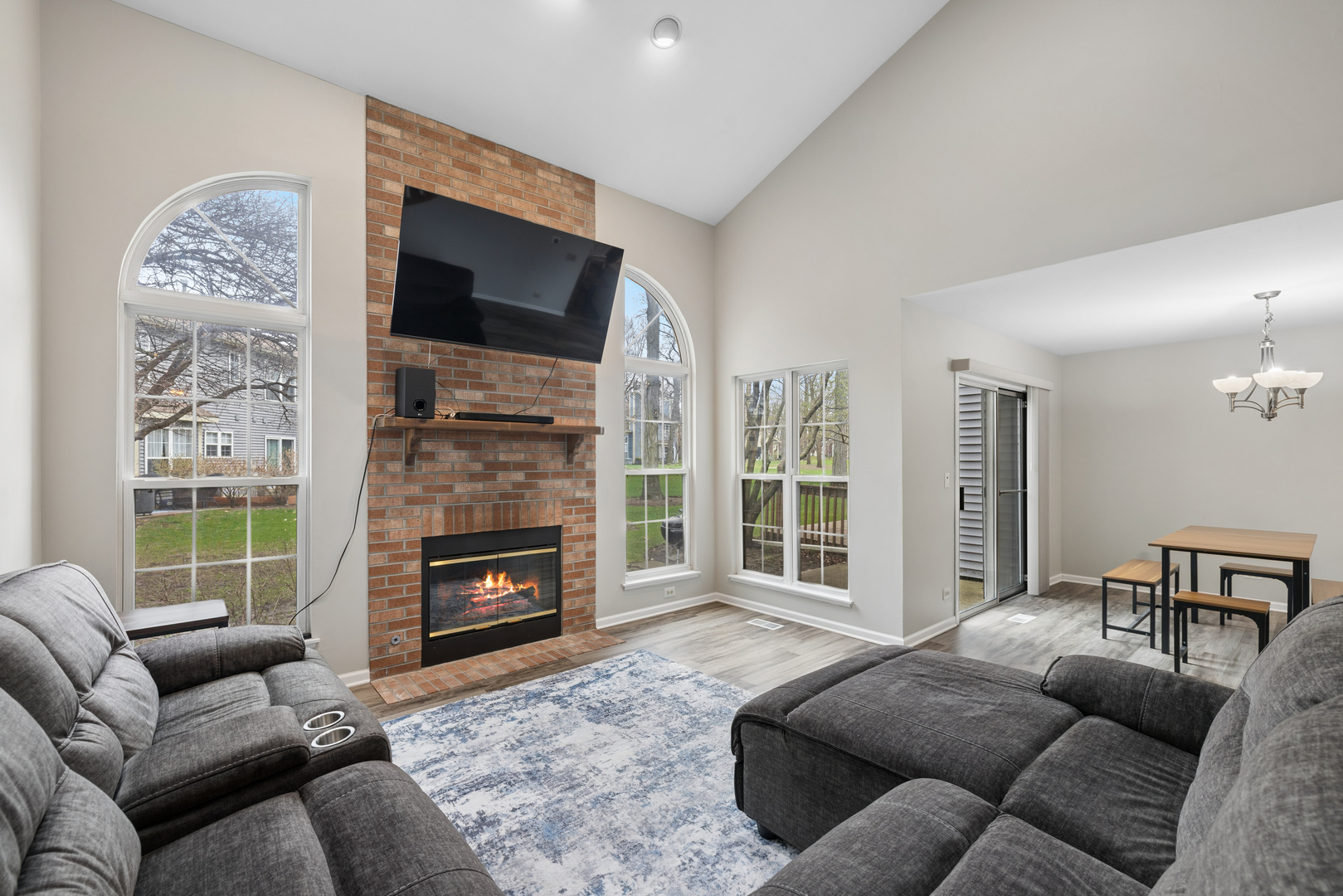 713 Bent Ridge Lane, Elgin, IL